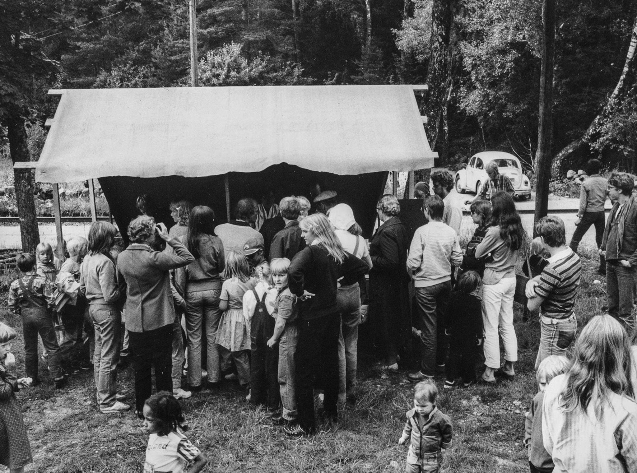 Event at Tågarp schoolhouse, ca. 1977.