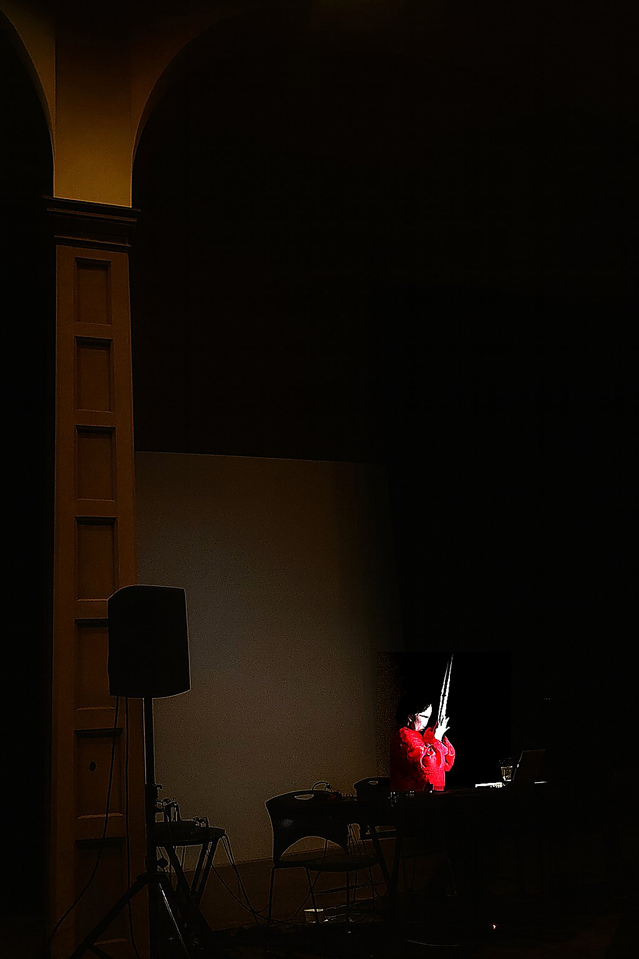 Michiko Ogawa performs on shō.